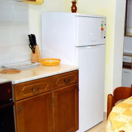 Apartament With Parking Space Pag - 6535 Pag Town