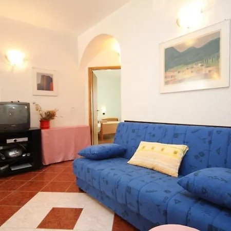 Apartments With Parking Space Pag - 6535 Apartment