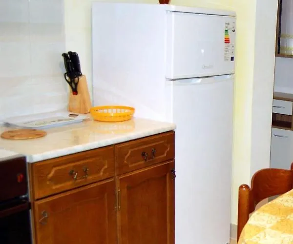 Apartament With Parking Space Pag - 6535 Pag Town