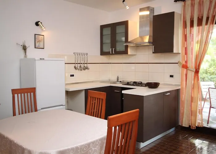 Apartament With Parking Space Pag - 6535 *